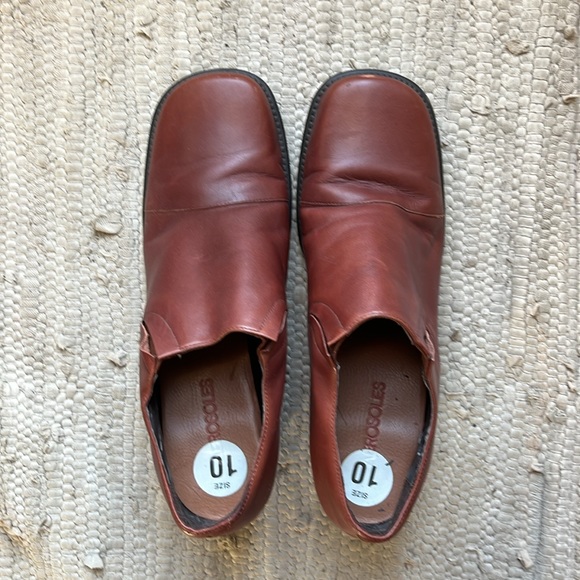 Aerosoles Slip on Shoes - Picture 4 of 7